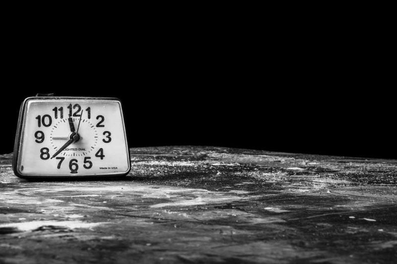 Time is passing and you need to prepared for last minute moving.