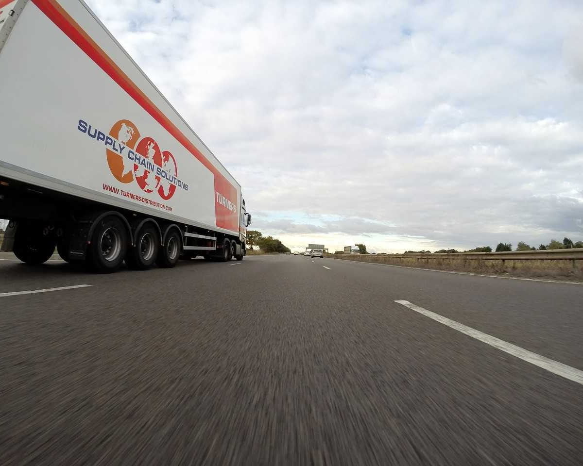 International movers truck