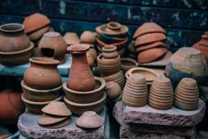 Pottery pots.