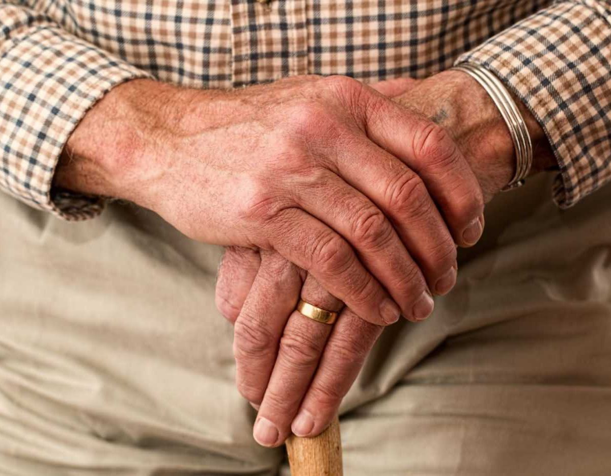 A man with a cane - looking for the best places to retire in New Jersey?