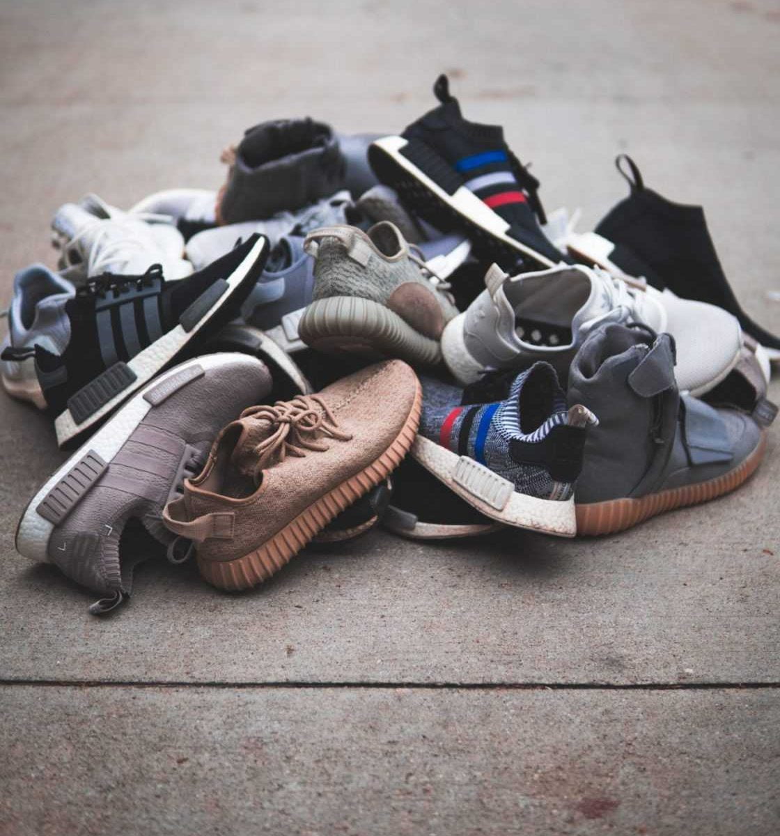 avoid this pile of junk and declutter your home before you move