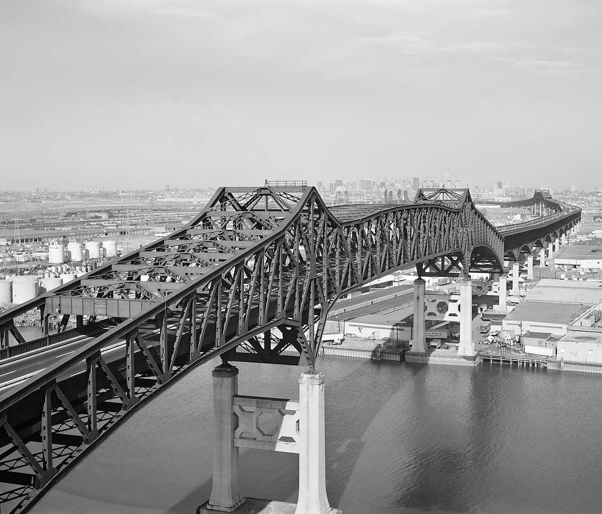 General Pulaski Skyway, black and white photo