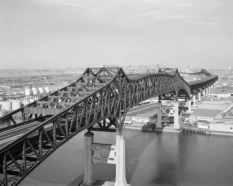 General Pulaski Skyway, black and white photo