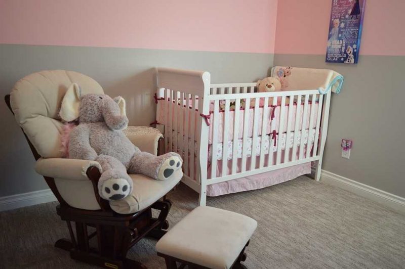 Learn how to pack a bedroom nursery from start to finish.